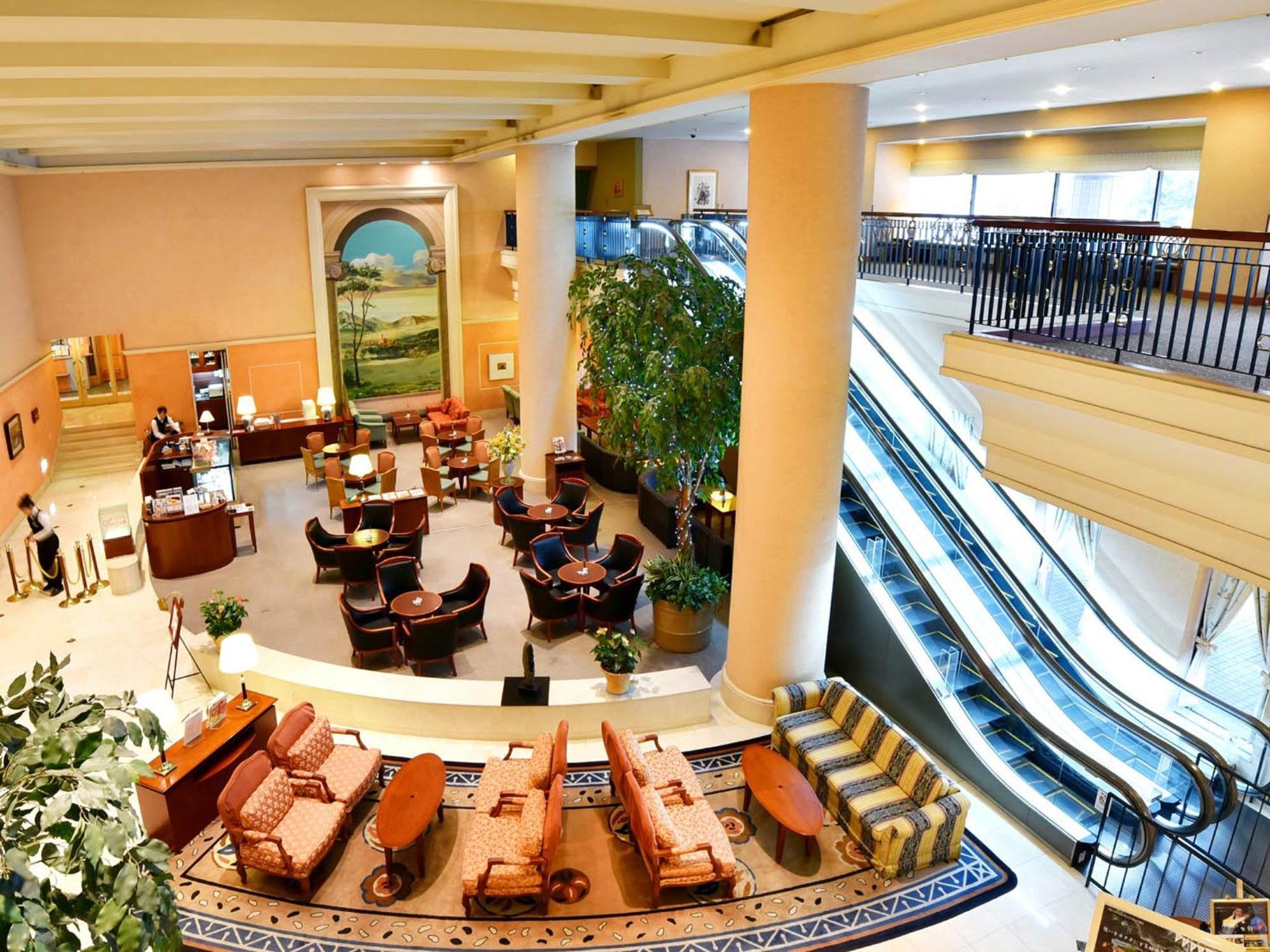 Hotel Crown Palais Chiryu Екстер'єр фото
