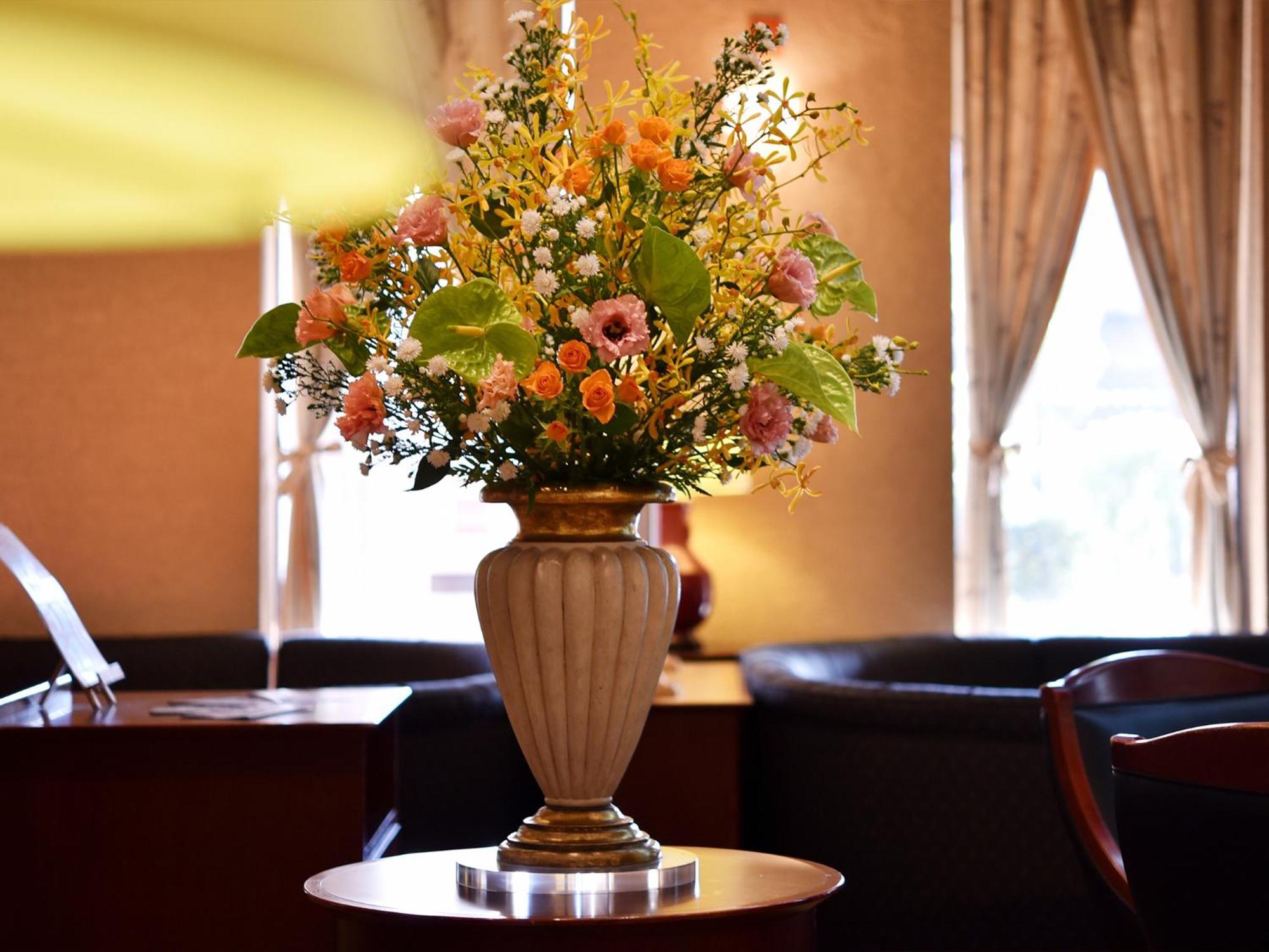 Hotel Crown Palais Chiryu Екстер'єр фото