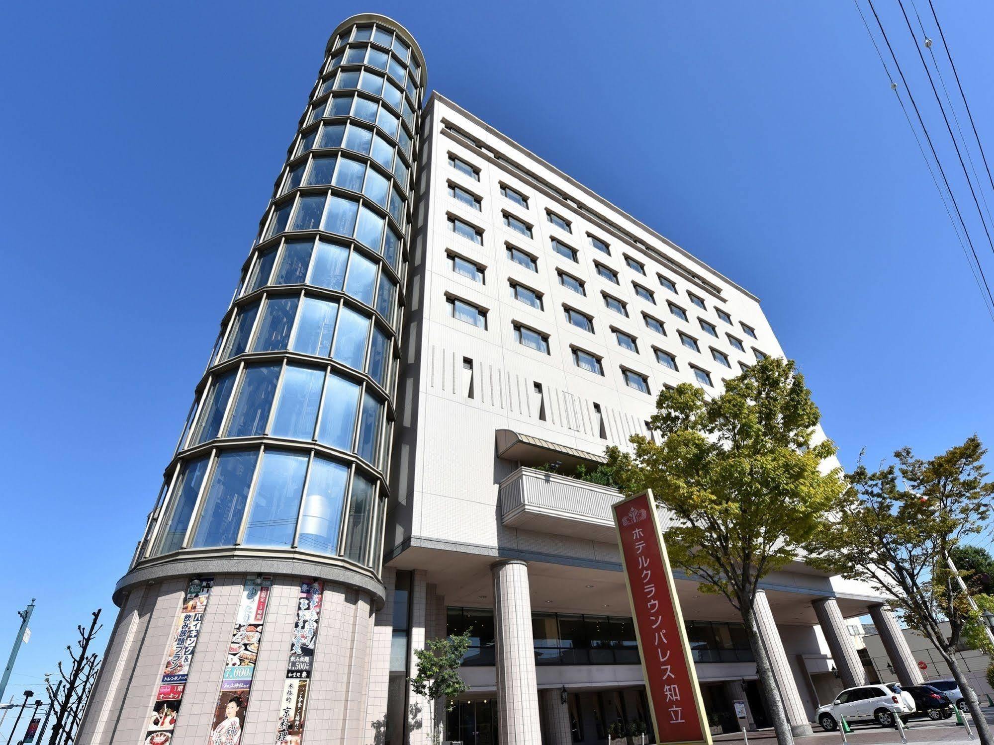 Hotel Crown Palais Chiryu Екстер'єр фото